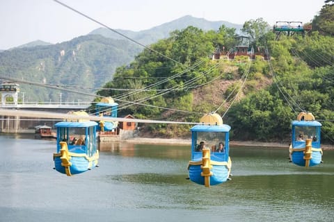 Huanghuacheng Ticket, Transfer, Guided Tour with Boat Cruise