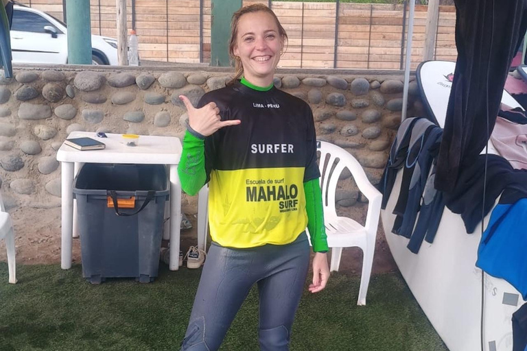 Lima: Surf Lesson at Playa Makaha in Miraflores Lima: Group Surf Lesson at Playa Makaha in Miraflores