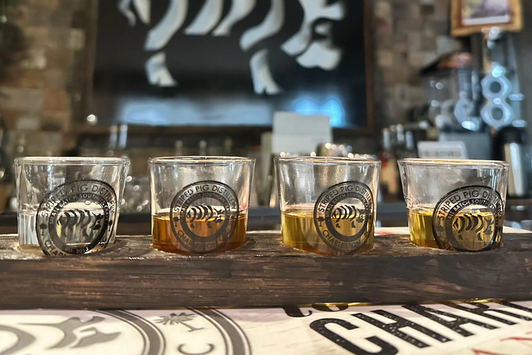 Charleston: tour e degustazione alla Striped Pig DistilleryCharleston: tour e degustazione alla distilleria Striped Pig