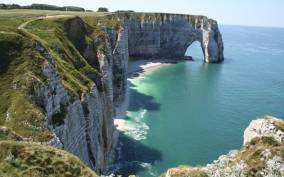 From Le Havre/Honfleur: Etretat Private Trip with Transfer