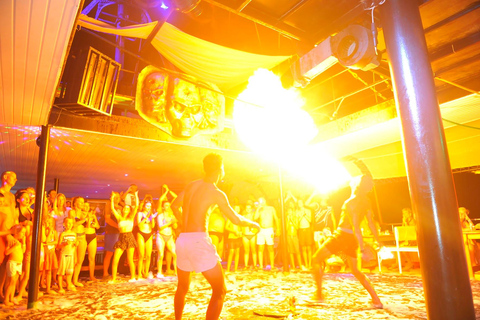 Alanya: Sunset Pirate Boat Tour with Dinner & Foam Party All-Inclusive: Dinner & Unlimited Drinks (Transfer Included)
