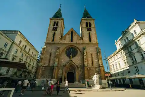 Sarajevo Old Town: Bosnian Ethnic Food & Coffee Walking Tour