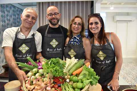 Sathon: Hands-on Thai Cooking Class & Market Tour in Bangkok