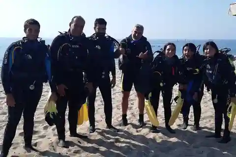 DISCOVER RECREATIONAL SCUBA DIVING.