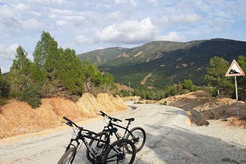 Fast day in Zaghouan: archaeology and adventure