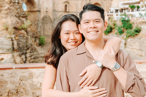 Ronda: Expert Secret Proposal & Engagement Photographer Guided Proposal (1 hour)