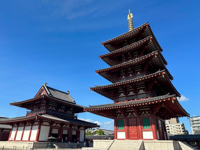 Osaka: Shitennoji, one of the oldest temples in Japan - Tour