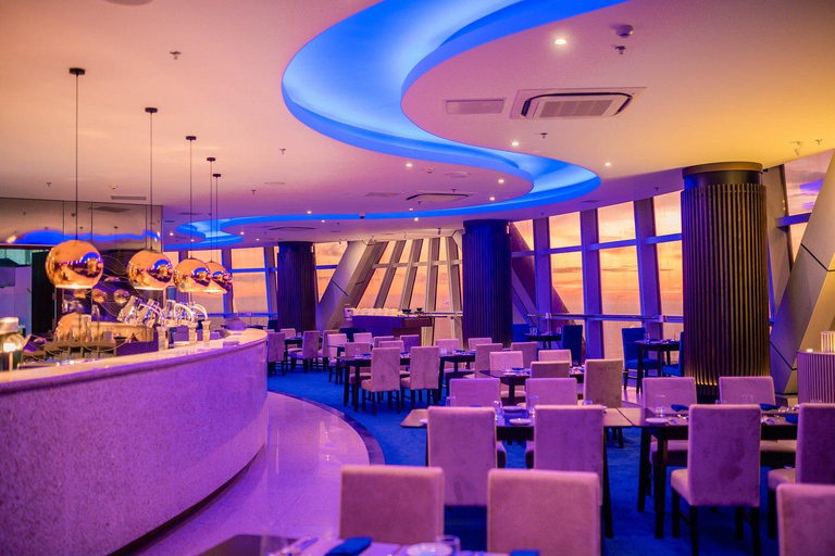 Colombo: Lotus Tower 360° Revolving Buffet & Tuk-Tuk Safari Meet at Lotus Tower Entrance: Restaurant Lunch/Dinner Buffet