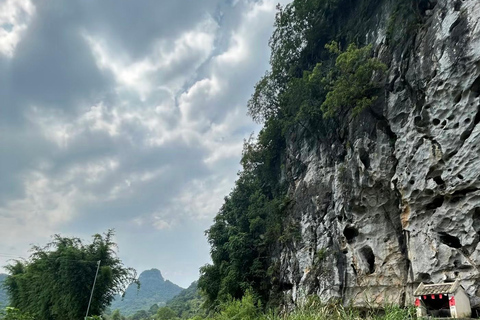 Guangzhou: Yingxi Mountains Rock Climbing Adventure