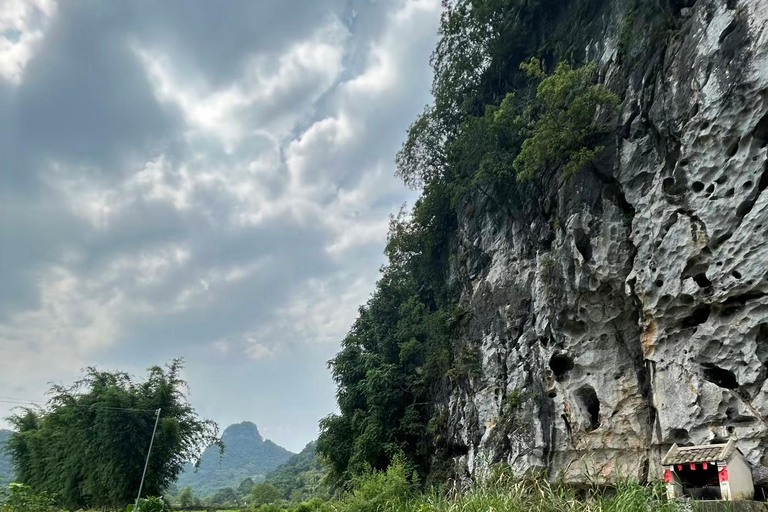Guangzhou: Yingxi Mountains Rock Climbing Adventure