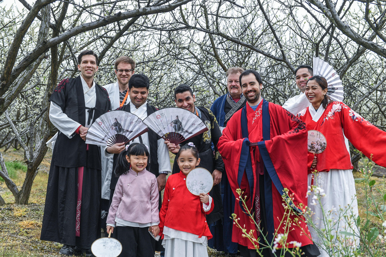 Hangzhou: Traditional Makeover & Photoshoot Experience