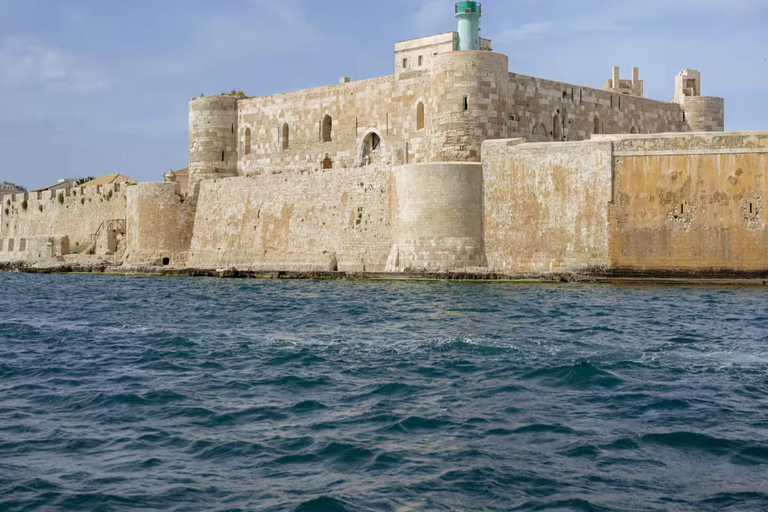 Syracuse: Ortigia Island and Sea Caves Boat Tour