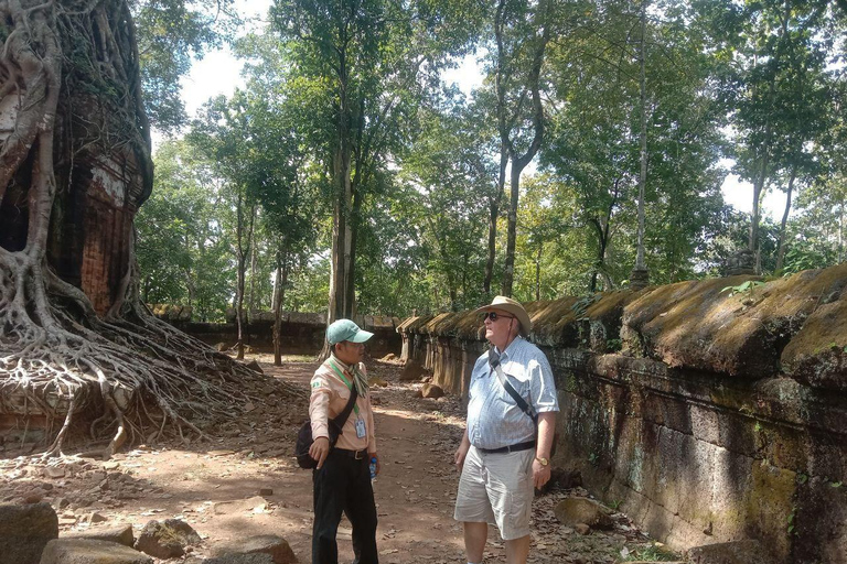 Excursão particular de 1 dia a Preah Vihear, Koh Ker e Beng MealeaSedã particular