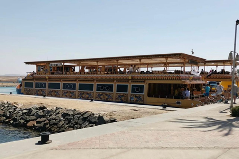 From Makadi: Nefertari Sunset or Morning Cruise With pickup
