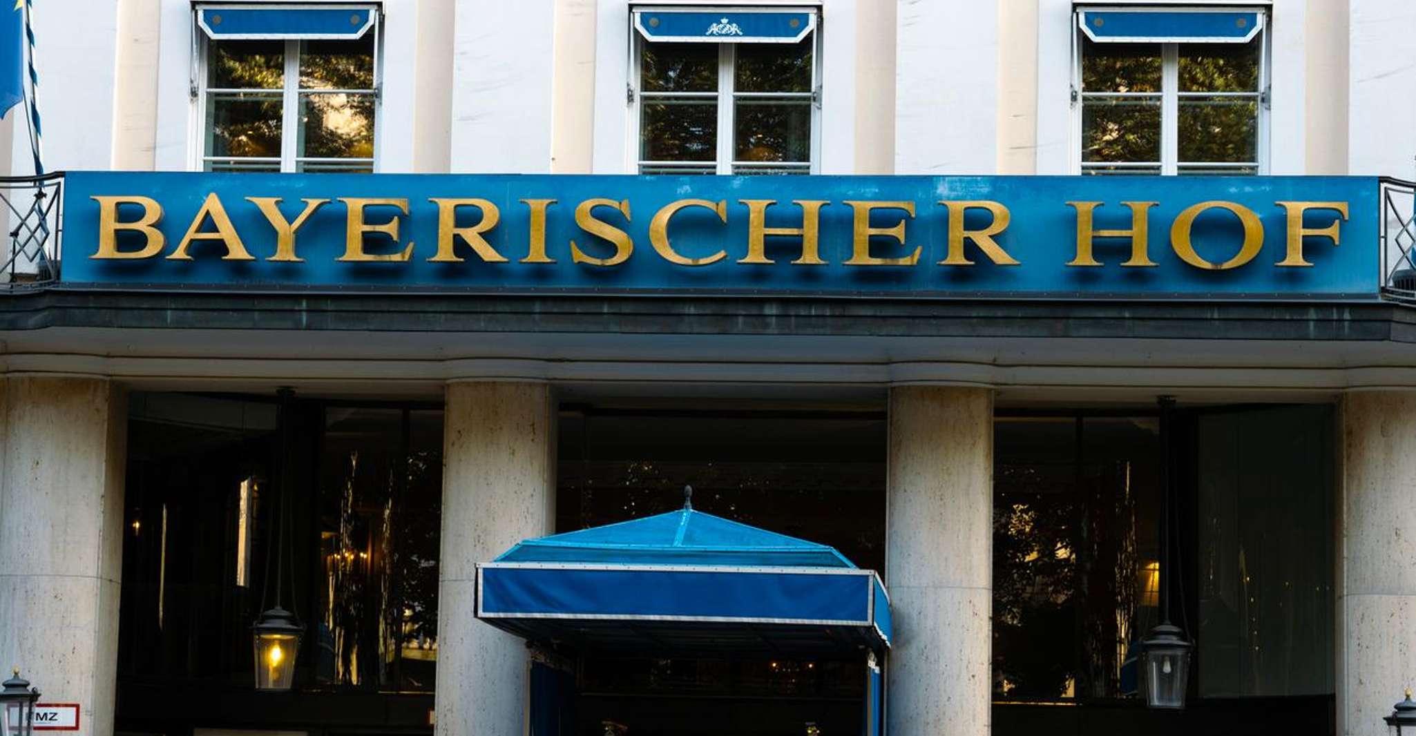 Munich: Old Town Tour with All Your Senses photo 8