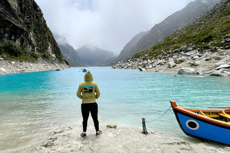 Da Lima:Tour di un giorno alla Laguna Paron con pasti e pernottamento in autobus - Huaraz