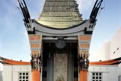 Пешеходная экскурсия по историческому Голливудскому бульвару и дворцам кино