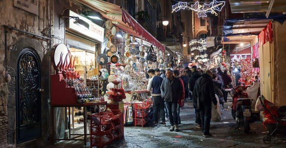 "Capturing the Magic": Explore the Naples Christmas Market