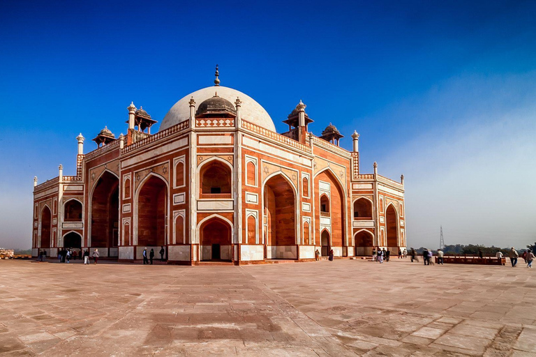 From Delhi: 2-Day Delhi & Agra Tour with Sunrise Taj Mahal All inclusive: 3-Star Hotel, Car, Driver, Ticket and Guide