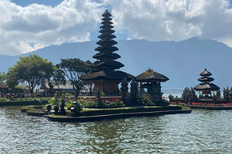 Bali: Foresta delle Scimmie di Sangeh, cascata e tour del tempioBali: tour della foresta delle scimmie di Sangeh, cascata e tempio