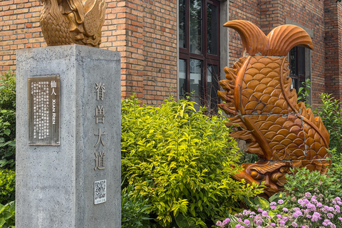 Unique Beijing: Factory Reborn as Olympic Site & Art Park Visit with Hotel Pick-up & Drop-off