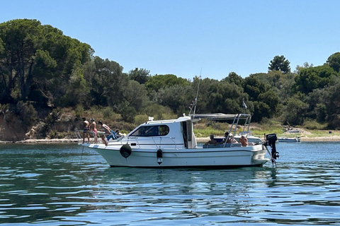 Corfu: Passeio de barco particularCorfu: excursão de meio dia em barco particular