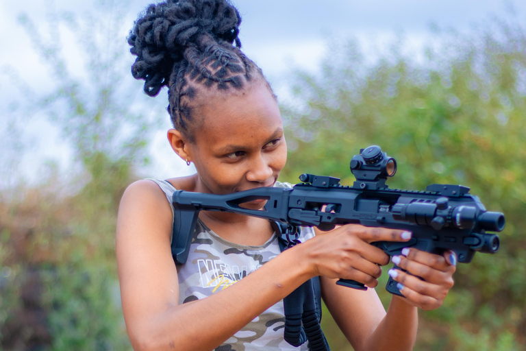 Nairobi: Strzelnica z transportem