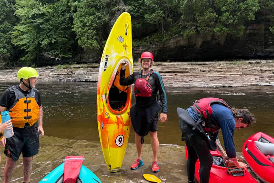 Québec: Kajakfahren im Jacques-Cartier-Canyon. Foto: GetYourGuide