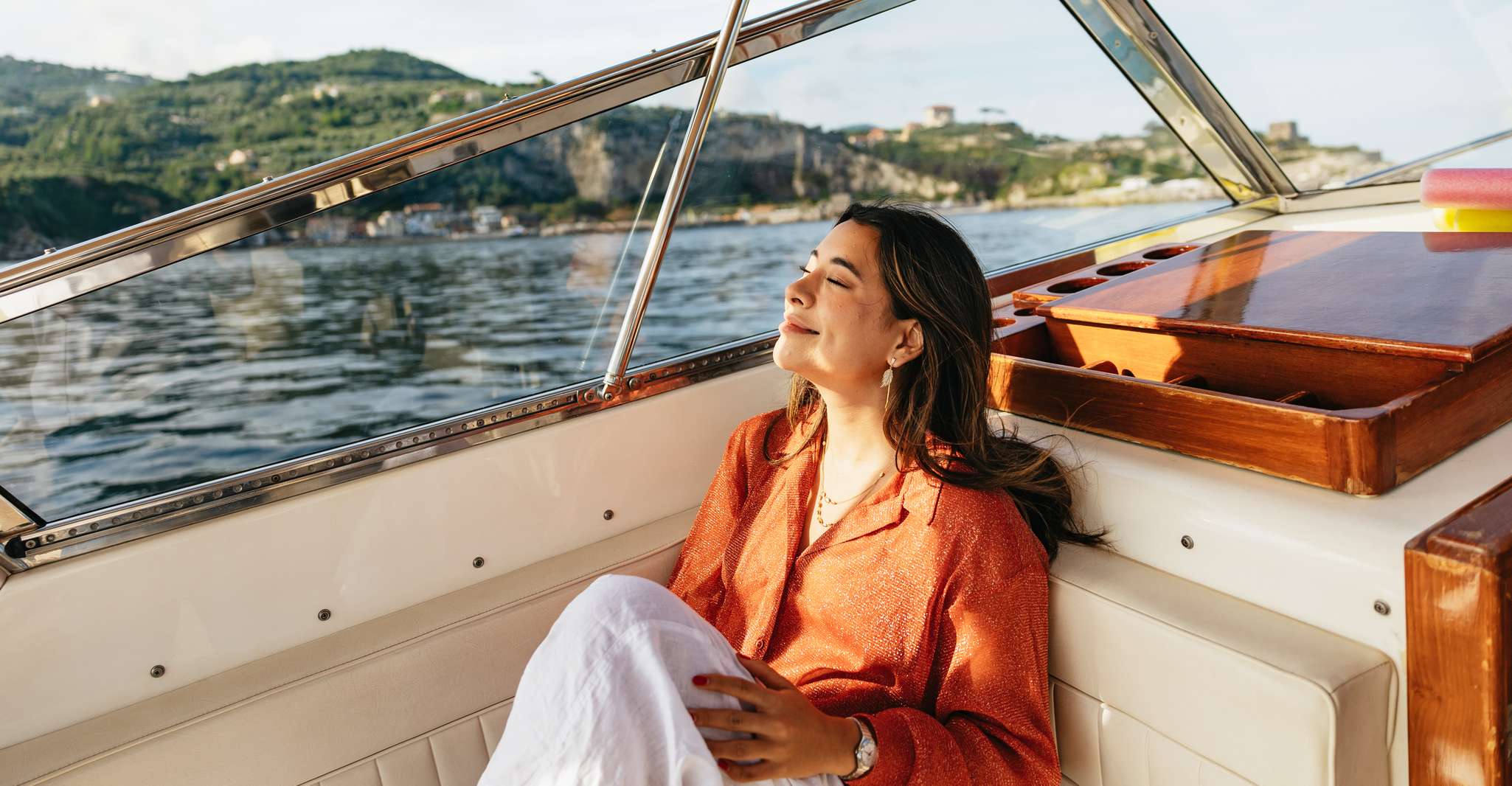 Tour en barco desde Sorrento, Capri con visita a la gruta azul - Hizvo