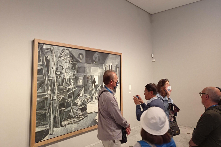 Barcelona: Guided Tour of the Picasso Museum with TicketsPicasso Museum Guided Tour in Spanish