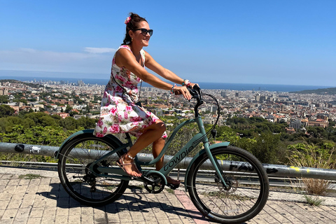 Barcelona, passeio de bicicleta incrível, com guia holandês!Barcelona, passeio de bicicleta incrível, com guia em português!