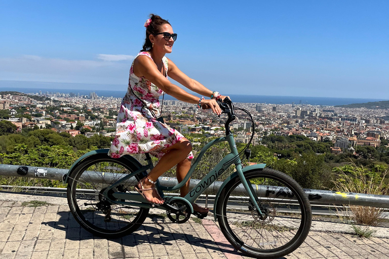 Barcelona, passeio de bicicleta incrível, com guia holandês!Barcelona, passeio de bicicleta incrível, com guia em português!