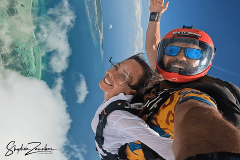 Skydive Zanzibar - Paraquedismo em tandemSkydive Zanzibar