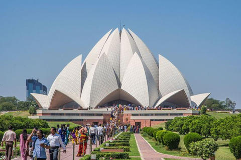 Delhi: Lotus Temple Private Guided Tour with Transfer Lotus Temple Private Guided Tour - All Inclusive