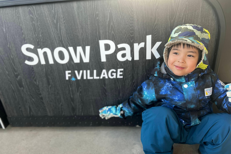 Play with Snow! at HOKKAIDO Snow park & Outlet Shopping Skiing and sledding experience full set plan