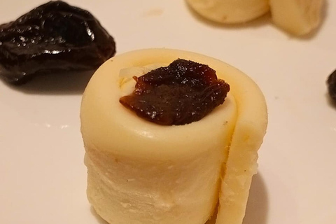 Tasting the Award-winning Cheeses and Coffees of Colombia Public - Maximum 4 guests at Café Lima Limón.