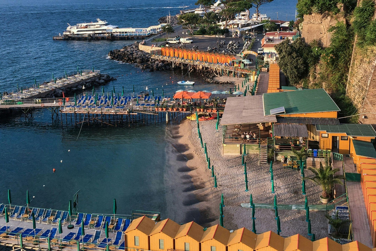Sorrento: Scenic Ferry Journey Between Sorrento and Positano Positano → Sorrento (One Way)