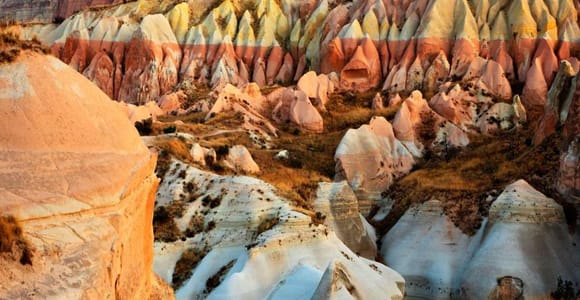 Cappadocia: Rose Valley Sunrise Hike with Balloons View