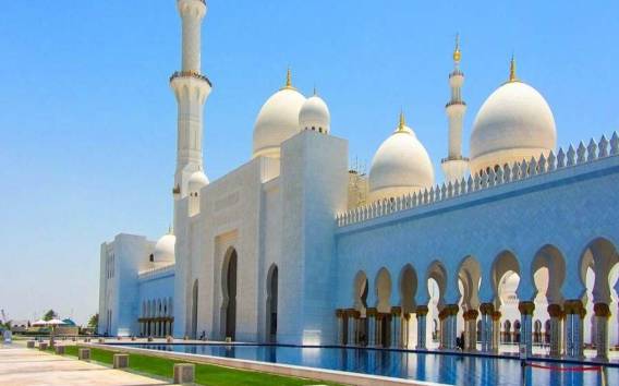 Von Dubai aus: Geführter Tagesausflug nach Abu Dhabi mit Hoteltransfers