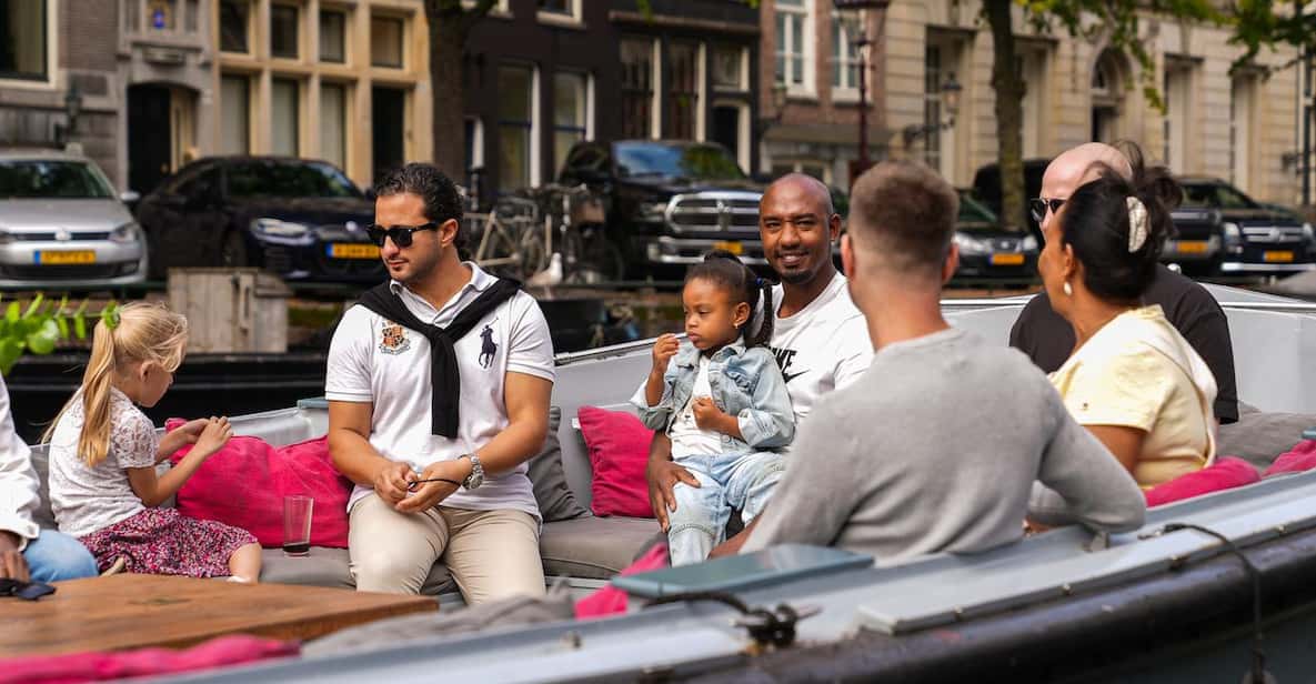 Afbeelding 3 van Amsterdam: Grachtenrondvaart met Nederlandse pannenkoeken en drankjes