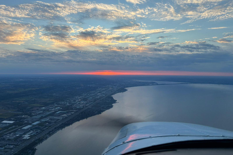 Burlington: volo panoramico alle Cascate del NiagaraBurlington: volo panoramico alle Cascate del Niagara per due persone