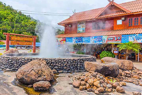 Från Chiang Mai : Vita och blå tempel och Lalita Cafe