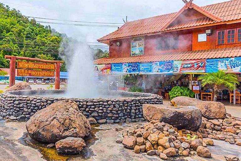 Från Chiang Mai : Vita och blå tempel och Lalita Cafe