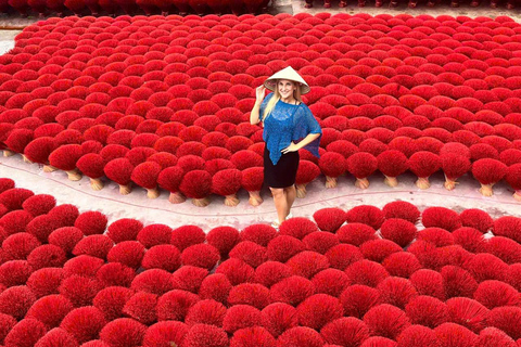 Hanoi : Pueblo del Incienso, Visita a la Fabricación de Sombreros y Calle del TrenTour de día completo : Pueblo del Incienso - Fabricación de Sombreros y Arte de la Laca