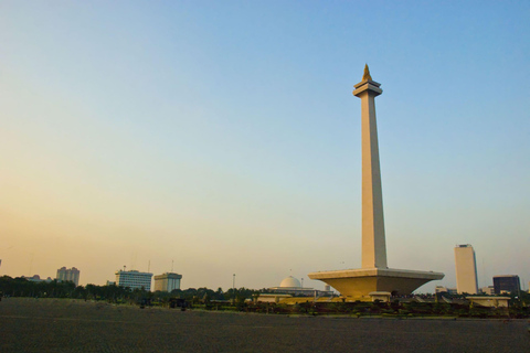 JAKARTA : MAAK JE DAGTOURS OP MAAT MET CHAUFFEUR