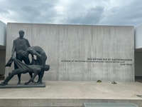 Nooit meer - Sachsenhausen concentratiekamp - Housity