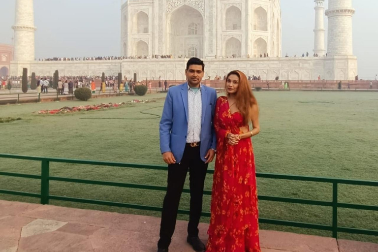 Agra : visite privée du Taj Mahal et du Fort d&#039;Agra avec déjeuner 5 étoilesVisite privée du Taj Mahal et du Fort d&#039;Agra avec un guide professionnel