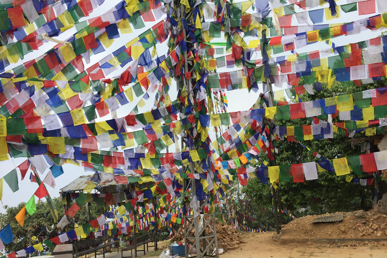 كاتماندو: رحلة مشي في منتزه ناجارجونا الوطني مع خدمة الاستقبال في الفندق