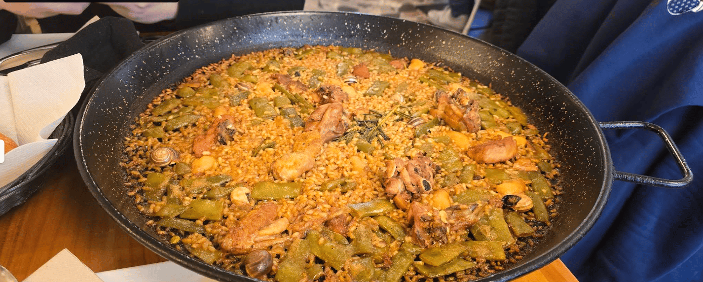 Bike Tour Express: Historia de Valencia + Paella en Restaurante Local
