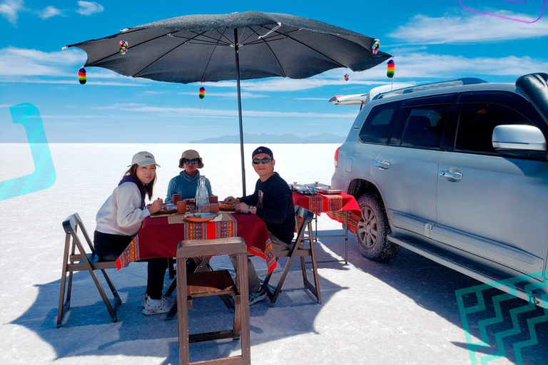La Paz: Death Road + Uyuni Salt Flats